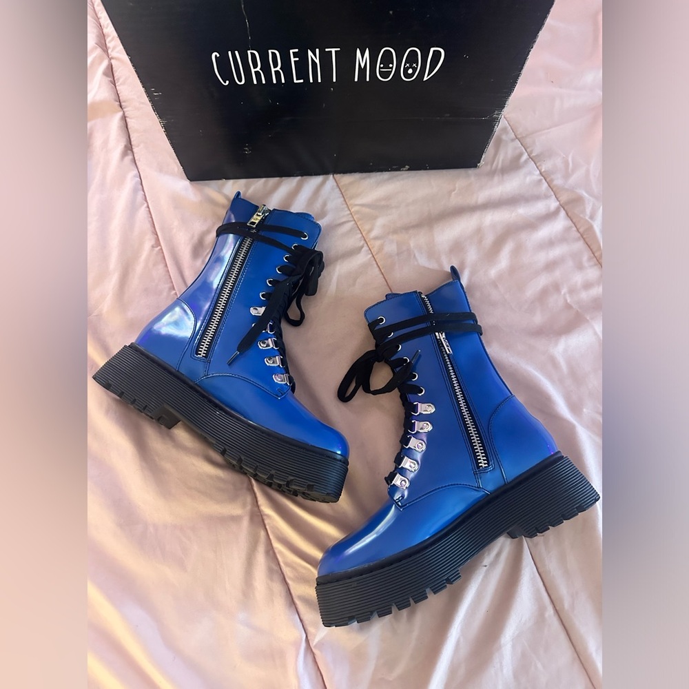 CURRENT MOOD “Blue Combat Boots” women’s size 8